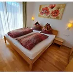 Laerchenlodge Apartamento *